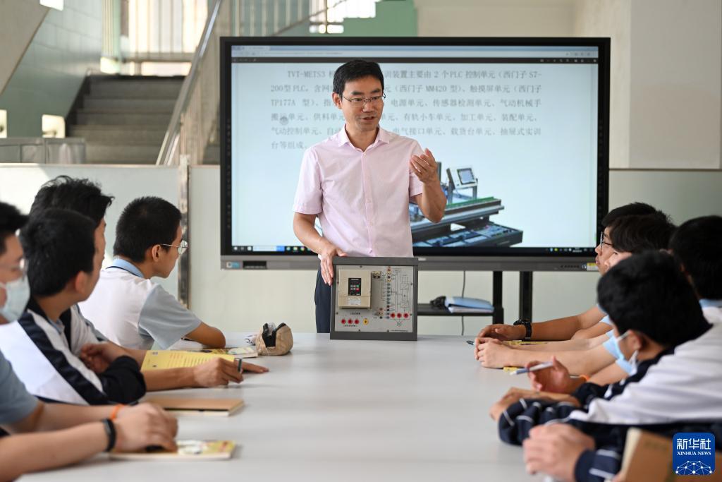 王子棋牌官网